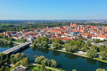 Luftbild von Ingolstadt bei schönem Wetter