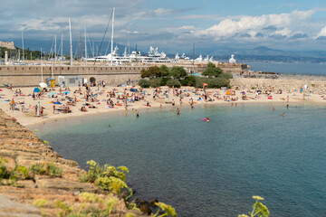 Wall Mural - view of the beach in Antibes