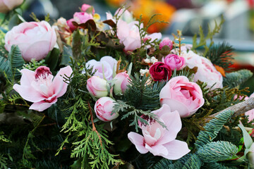 Canvas Print - A beautiful floral arrangement with artificial flowers