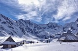 Fototapeta  - Zimowy pejzaż z Doliny Gąsienicowej w Tatrach 