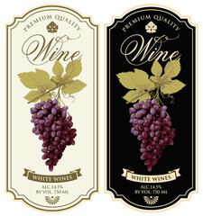 Wall Mural - set of vector wine labels with realistic bunches of delicious red grapes and calligraphic inscriptio