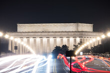 A Photo Of The Lincoln Memorial And The Arlington Memorial Bridge
