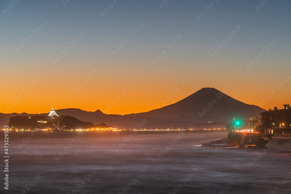 神奈川県・鎌倉市 湘南の夕景 江ノ島と富士山 【Sunset view of Shonan