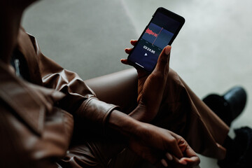 Person using app for podcast 