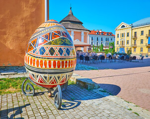 Wall Mural - The Easter egg installation, Polish Market square, Kamianets-Podilskyi, Ukraine