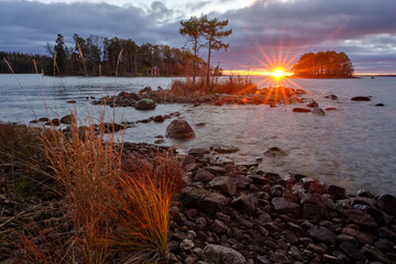 Wall Mural - sunset on the lake