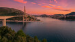 Brücke nach Dubrovnik mit Sonnenuntergang 