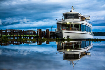 Canvas Print - passenger ship at a lake