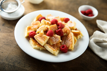 Poster - Homemade vanilla pancake with raspberry