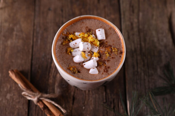 Canvas Print - Cocoa with marshmallows and citrus zest on christmas background