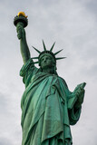 Fototapeta Miasta - Statue of Liberty and Skyline