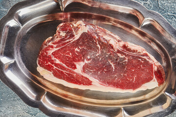 Canvas Print - Fresh beef tenderloin on tray ready for cooking