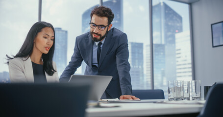 Poster - Modern Office: Successful Corporate CEO Sitting at Her Desk Working on Laptop and Consulting Top manager. Businesspeople Discuss Investment in Digital e-Commerce Fintech Startup.