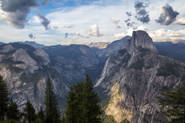 Wall Mural - Halfdome from Glacier point, Yosemite national park, California