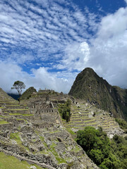 Canvas Print - Views of Macchu PIcchu amidst the clouds in Peru