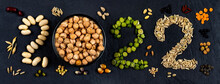 Voeux 2022 Inscrit Avec Des Legumes Secs, Des Graines Proteines Vegetales