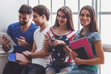 Canvas Print -  Group of young people