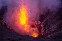 A Powerful Volcanic Eruption Photographed Up Close. 