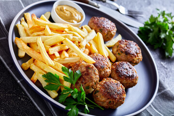 Sticker - Vitoulet, hot Belgian meatballs with french fries