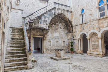 Wall Mural - Courtyard of the town hall in the old town of Trogir, Croatia