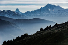 Die Walliser Alpen Mit Dem Matterhorn In Der Schweiz