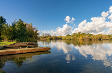 Canvas Print - Tongwell lake in autumn season in Milton Keynes. England