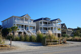 Fototapeta Sawanna - Streetview of a row of beach houses on the South Carolina coast