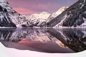 Wall Mural - Winter beginning at Vilsalpsee (Tannheim, Tirol, Austria)