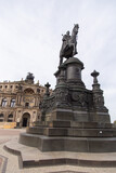 Fototapeta Paryż - People walking in Dresden