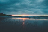 Fototapeta Niebo - Sonnenuntergang am Strand