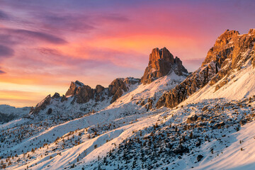 Wall Mural - beautiful winter sunset in the mountains