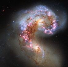 ESA/Hubble The NASA/ESA Hubble Space Telescope Has Snapped The Best Ever Image Of The Antennae Galaxies. NGC 4038 And NGC 4039.