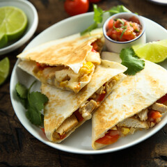 Canvas Print - Homemade quesadilla with chicken and tomatoes