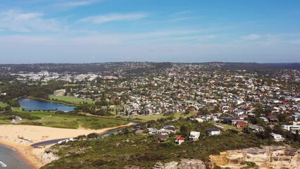 Wall Mural - Wealthy residential suburb of Sydney Northern beaches Pacific coast 4k.
