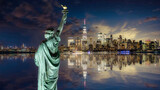 Fototapeta  - Statue of Liberty overlooking Manhattan