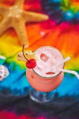 Canvas Print - Cocktails, summer accessories and cool drinks 
