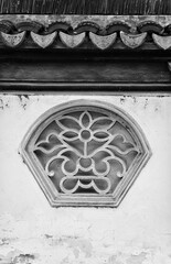 Canvas Print - Close up of windows in Chinese garden buildings