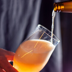 Sticker - bartender pouring beer in to the glass square