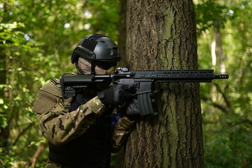 soldier with guns, airsoft russia, russian soldier in the woods with guns