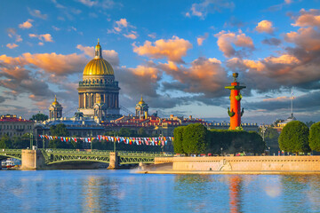 Wall Mural - Saint Petersburg panorama. Russia summer day. Palace bridge over river. Dome of St. Isaac's Cathedral. Saint Petersburg panorama with blue sky. Rostral columns. Petersburg blue sky. Russia vacation