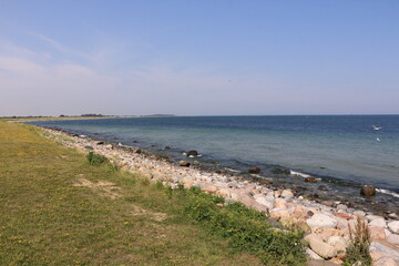 Wall Mural - Blick auf die Küste der Insel Fehmarn in der Ostsee