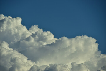 Poster - A beautiful blue sky with clouds