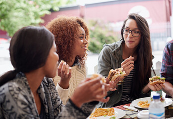 Poster - This is the best place in town. Cropped shot of a friends eating burgers outdoors.