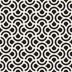 Vector seamless pattern. Repeating geometric elements. Stylish monochrome background design.