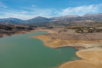 Canvas Print - view of Lake Vinuela in the backcountry mountains of Malaga Province in southern Spain