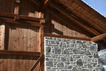 Wall Mural - casa in legno e sassi 