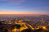 Fototapeta Uliczki - Beautiful sunrise view of Barcelona and the Mediterranean Sea