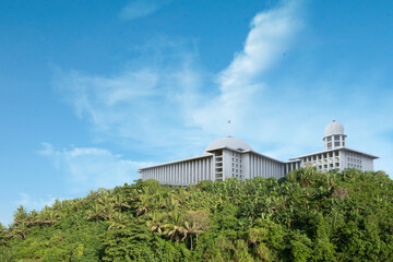 Poster - Beautiful white mosque