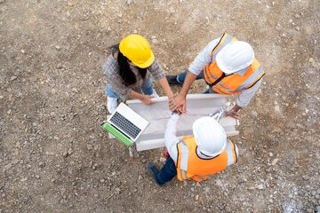 Aufkleber - Architect,Foreman and worker discussing in building construction site in construction site,Construction residential new house in progress at building site.