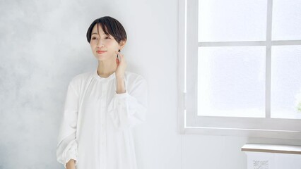 Poster - 爽やかな女性　美容イメージ